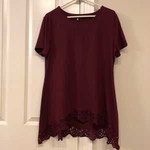 Brand New, Never Worn Women’s Short Sleeve Lace Trim A-Line Tunic Blouse